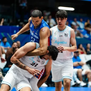 Αυτές είναι οι ποινές που επέβαλλε η FIBA στα μέλη των ομάδων Αργεντινής και Δομινικανής Δημοκρατίας