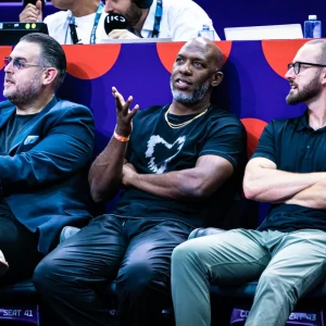 Ένας Hall of Famer στο Κατόβιτσε: Ο Τσόνσι Μπίλαπς είδε το Ισραήλ-Ισλανδία και καμάρωσε τον Αβντίγια