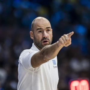 Η αφοπλιστική απάντηση του Σπανούλη σε ιντριγκαδόρικη ερώτηση Γεωργιανού δημοσιογράφου