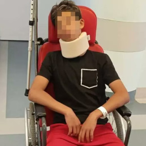 Σοβαρά επεισόδια σε παιδικό αγώνα: Πατέρας επιτέθηκε σε 13χρονο και του έσπασε το πόδι!