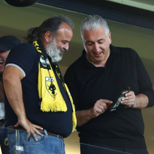 O Μπούσης ξανά στη Νέα Φιλαδέλφεια για να δει την ΑΕΚ, στη σουίτα του Μελισσανίδη