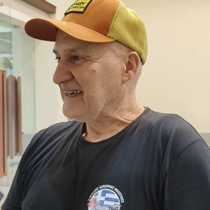 Ο Έλληνας ποδηλάτης που έφτασε στη Ταϊλάνδη και στήριξε την Εθνική στο Παγκόσμιο Πρωτάθλημα (video)