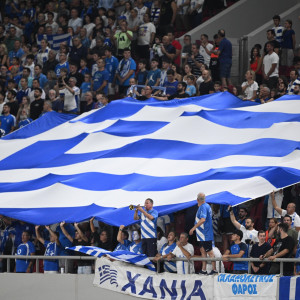 Τρέλα στον κόσμο για την Εθνική: Έχουν απομείνει 7.000 για το Ελλάδα-Δανία