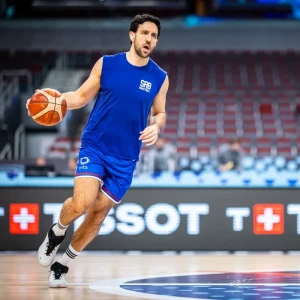 Μόνο ο Μίτσιτς προπονήθηκε από τη Σερβία