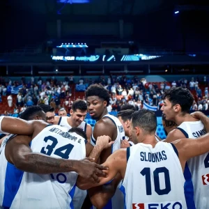 Παναθηναϊκός και Ολυμπιακός συνεχάρησαν την Εθνική Ελλάδας για την πρόκριση στους «8» του EuroBasket
