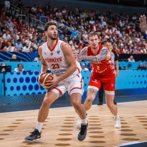Σενγκούν: «Δεν θα μου έλεγε τίποτα το triple double αν χάναμε - Ο Γιάννης είναι ασταμάτητος» (video)
