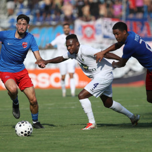 Πρεμιέρα στην Super League 2: Φαβορί και αουτσάιντερ για άνοδο και υποβιβασμό