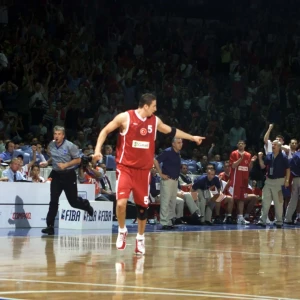 Ο μοναδικός ημιτελικός της Τουρκίας σε EuroBasket: Με ηγέτες Κουτλουάι και Τούρκογλου