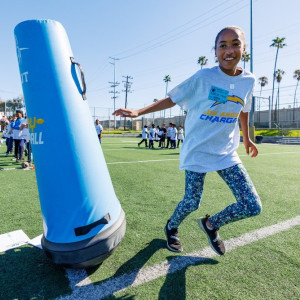 Οι Los Angeles Chargers γράφουν ιστορία με το πρώτο NFL Flag Football Event στην Ελλάδα