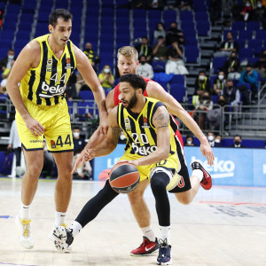 Απορρίφθηκε από το CAS η έφεση του Χένρι και η ποινή του θα παραμείνει σε ισχύ μέχρι το 2027