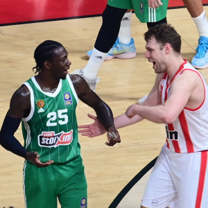 Μάχη μεταξύ Ναν και Βεζένκοφ για τον MVP της Euroleague