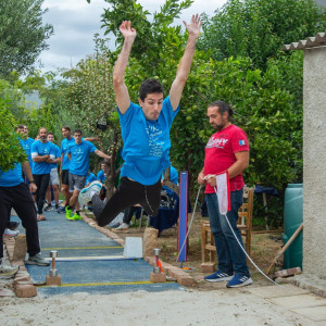 Ο Τεντόγλου έκλεισε τη χρονιά με τον αγώνα του Gala αλμάτων σε... κήπο!