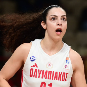 Ασύλληπτη Χριστινάκη: Πέτυχε 19 πόντους σε δέκα λεπτά στο Super Cup Γυναικών