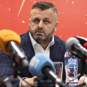 Ο πρόεδρος του Ερυθρού Αστέρα αποκάλυψε τον προϋπολογισμό της ομάδας - Οι στόχοι και ο Σφαιρόπουλος