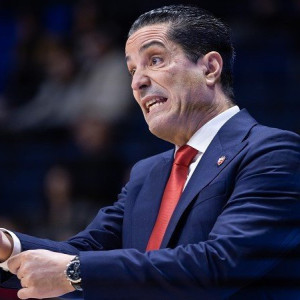 Ξεκάθαρος Σφαιρόπουλος: «Θα είμαστε καλύτεροι, έρχονται δύο παίκτες»