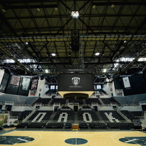 Το «PAOK Sports Arena» άλλαξε μορφή - Τοποθετήθηκε cube στην οροφή του (video)
