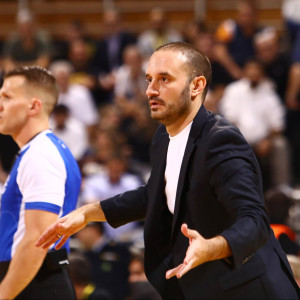 Μεγαλώνει ο προβληματισμός στον Άρη, σε πολύ δύσκολη θέση ο Κάραϊτσιτς