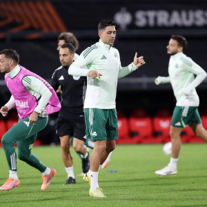 Προπονήθηκε στο «De Kuip» κι είναι έτοιμος για Φέγενορντ ο Παναθηναϊκός - Το βίντεο του Athletiko
