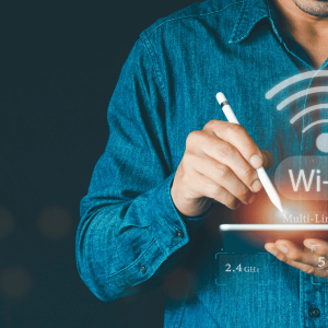 Wi-Fi 7 vs Wi-Fi 6E: Ποιο Είναι Πραγματικά Καλύτερο; Wi-Fi 7 vs Wi-Fi 6E: Ποιο Είναι Πραγματικά Καλύτερο;