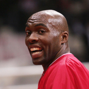 Πρώην παίκτης του Ολυμπιακού έτοιμος να αναλάβει την εθνική Βοσνίας: «Πληρώστε μου ξενοδοχείο και έρχομαι!»