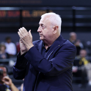 Ξεκάθαρο μήνυμα του Σάκοτα: «Εγώ είμαι εδώ, όταν τελειώσω την προπονητική θα μιλήσω»