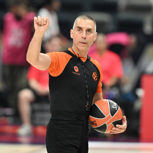 Οι διαιτητές του Ολυμπιακός - Παρτιζάν