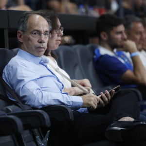 Ο Γιώργος Μαυρωτάς πήρε θέση για τις σοβαρές καταγγελίες του Σούντγκρεν (video)