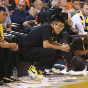 Έξαλλος ο Σιάο διαμαρτυρήθηκε προς τους διαιτητές για απόφαση στο ντέρμπι με τον ΠΑΟΚ (video)