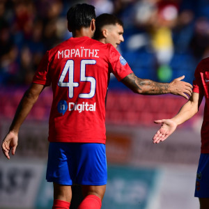 Ο Μωραΐτης με ωραίο σουτ κάνει το 1-0 για τον Πανιώνιο (video) Ο Μωραΐτης με ωραίο σουτ κάνει το 1-0 για τον Πανιώνιο (video)
