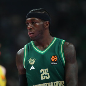 Με νέο λουκ ο Ναν στην προπόνηση του Παναθηναϊκού (video)