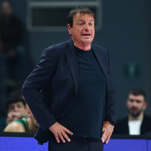 Αταμάν: «Μου είπαν ότι είναι σοβαρός ο τραυματισμός του Χολμς και θα λείπει για ένα μήνα» Αταμάν: «Μου είπαν ότι είναι σοβαρός ο τραυματισμός του Χολμς και θα λείπει για ένα μήνα»