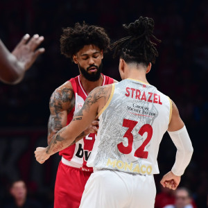 O Ντόρσεϊ απαντά σε ερώτηση του Athletiko για το επεισόδιο με Στραζέλ: «Μου έδωσε κίνητρο» (video) O Ντόρσεϊ απαντά σε ερώτηση του Athletiko για το επεισόδιο με Στραζέλ: «Μου έδωσε κίνητρο» (video)