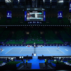 Πως το Telekom Center μετατράπηκε από γήπεδο μπασκετ σε κορτ τένις (video)