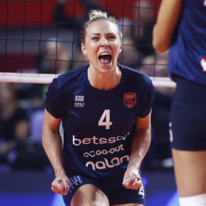 Με ανατροπή απέναντι στη Θήρα ο Πανιώνιος πήρε ιστορική πρόκριση στις «32» του Challenge Cup