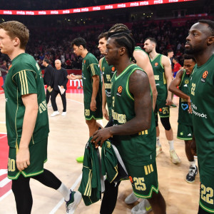 Αυστηρά και υπομονετικά