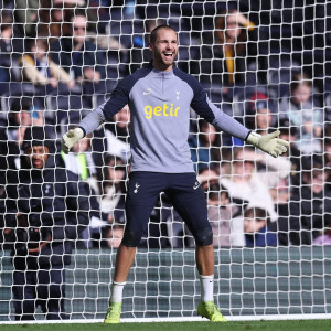 Κατέκτησε το Europa League, τα παράτησε και έγινε σκηνοθέτης και φωτογράφος Κατέκτησε το Europa League, τα παράτησε και έγινε σκηνοθέτης και φωτογράφος