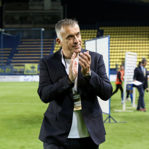 Ο Γιάννης Αναστασίου προειδοποιεί την Αϊντχόφεν: «Αντίπαλος που ταιριάζει στον Ολυμπιακό»