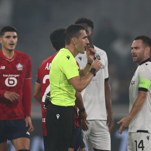 Πειθαρχική διαδικασία της UEFA στον πρόεδρο της Λιλ για όσα είπε για τη διαιτησία κόντρα στον ΠΑΟΚ Πειθαρχική διαδικασία της UEFA στον πρόεδρο της Λιλ για όσα είπε για τη διαιτησία κόντρα στον ΠΑΟΚ