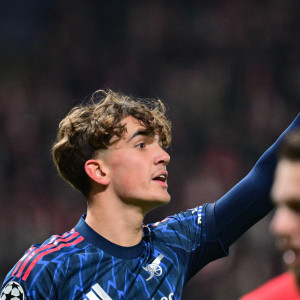 Μαξ Ντάουμαν: Ενα παιδί 15 ετών που πηγαίνει ακόμα σχολείο και γράφει ιστορία στο Champions League