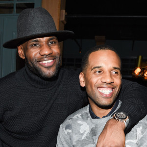 Πώς ο φίλος και συνεργάτης του ΛεΜπρόν εμπλέκεται στο σκάνδαλο παράνομου στοιχηματισμού του NBA Πώς ο φίλος και συνεργάτης του ΛεΜπρόν εμπλέκεται στο σκάνδαλο παράνομου στοιχηματισμού του NBA