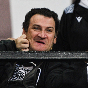 Ο Άρης Betsson κάλεσε στο Αλεξάνδρειο τον Γιαννάκη και τους γονείς του Άλκη Καμπανού Ο Άρης Betsson κάλεσε στο Αλεξάνδρειο τον Γιαννάκη και τους γονείς του Άλκη Καμπανού