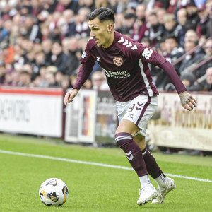 Ήττα για την Χαρτς του Κυζιρίδη και ευκαιρία της Σέλτικ να την «πιάσει» στη κορυφή