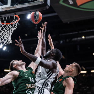 Συνεχίζει να σκορπά τον τρόμο η Ζάλγκιρις: Μετά τον θρίαμβο στη Βαρκελώνη, διέλυσε και τη Βίρτους Συνεχίζει να σκορπά τον τρόμο η Ζάλγκιρις: Μετά τον θρίαμβο στη Βαρκελώνη, διέλυσε και τη Βίρτους