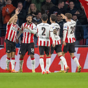 «Φωτιά» η Αϊντχόφεν πριν τον Ολυμπιακό - «Σκόρπισε» με πεντάρα την Φορτούνα Σιτάρντ του Λημνιού «Φωτιά» η Αϊντχόφεν πριν τον Ολυμπιακό - «Σκόρπισε» με πεντάρα την Φορτούνα Σιτάρντ του Λημνιού