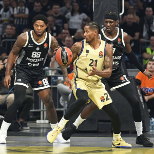 Με «εκτελεστή» Κλάιμπερν η Μπαρτσελόνα... άλωσε το Βελιγράδι! Με «εκτελεστή» Κλάιμπερν η Μπαρτσελόνα... άλωσε το Βελιγράδι!