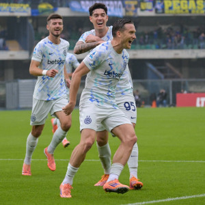 Λυτρώθηκε χάρις σε αυτογκόλ της Βερόνα στις καθυστερήσεις η Ίντερ