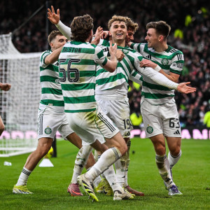 «Αφεντικό» η Σέλτικ, κέρδισε την Ρέιντζερς στο «Old Firm» και πέρασε στον τελικό του League Cup
