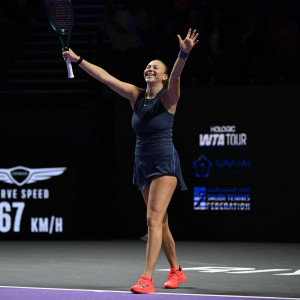 WTA Finals: Η Ανισίμοβα άφησε εκτός ημιτελικών την Σφιόντεκ