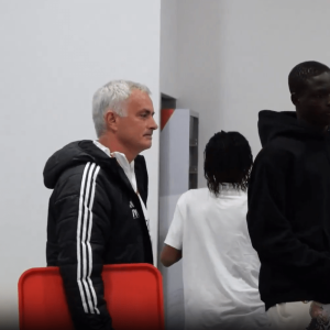 Γι' αυτό θα είναι πάντα «Special One» - Η κίνηση του Μουρίνιο με τους πιτσιρικάδες της Μπενφίκα