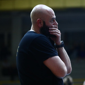 Volley League Γυναικών: Τρεις ομάδες άλλαξαν προπονητές μέσα σε έναν μήνα Volley League Γυναικών: Τρεις ομάδες άλλαξαν προπονητές μέσα σε έναν μήνα